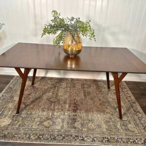 WEST ELM Dining Table Kitchen MCM Mid Century Style Wood Table Acorn Finish seats 6