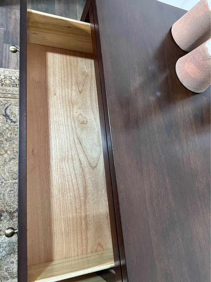 Bassett Dresser Long Dovetail Drawers Dark Wood 6 Drawer - Image 3