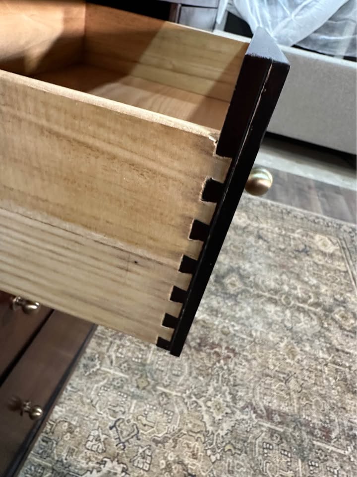 Bassett Dresser Long Dovetail Drawers Dark Wood 6 Drawer - Image 7