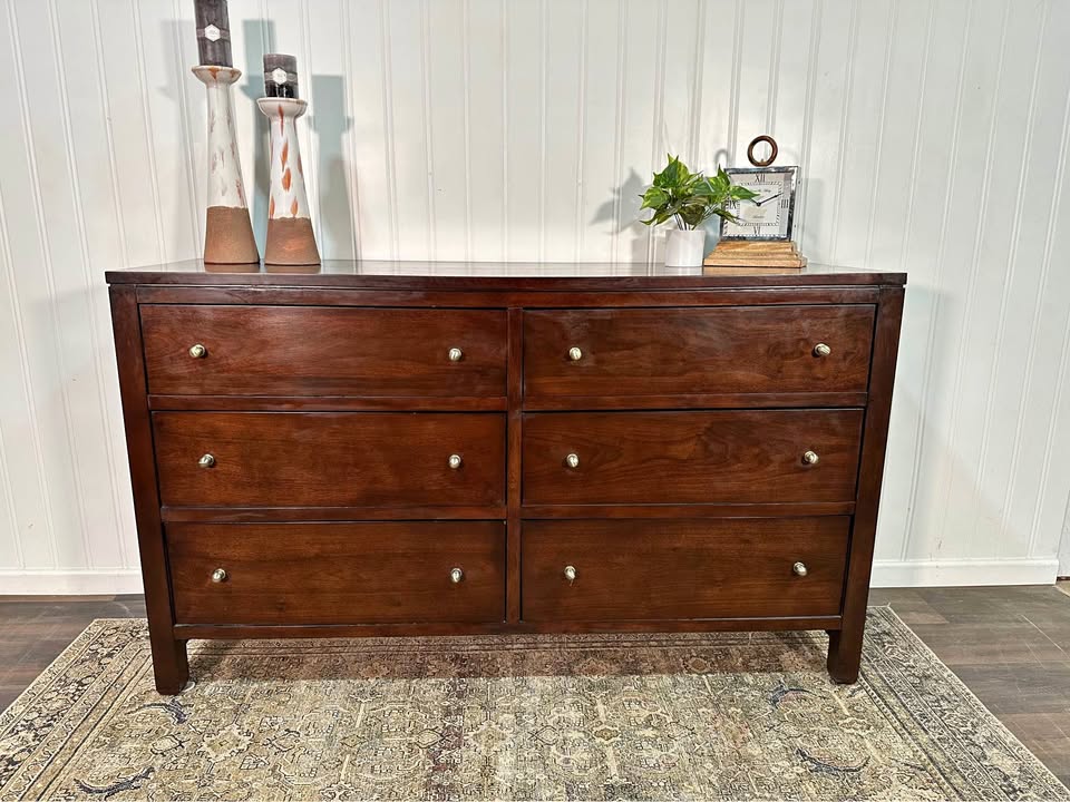 Bassett Dresser Long Dovetail Drawers Dark Wood 6 Drawer